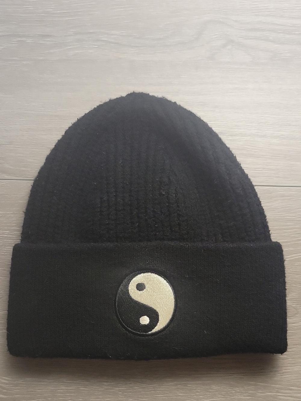 No Boundaries Black Ying Yang Beanie